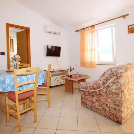 In Mit Eigenem Balkon By Interhome *