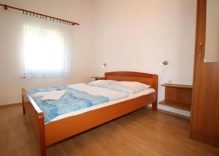 Apartman In Mit Eigenem Balkon By Interhome