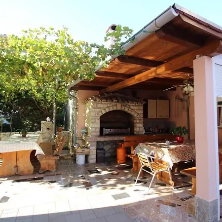 Appartamento In Mit Eigenem Balkon By Interhome *